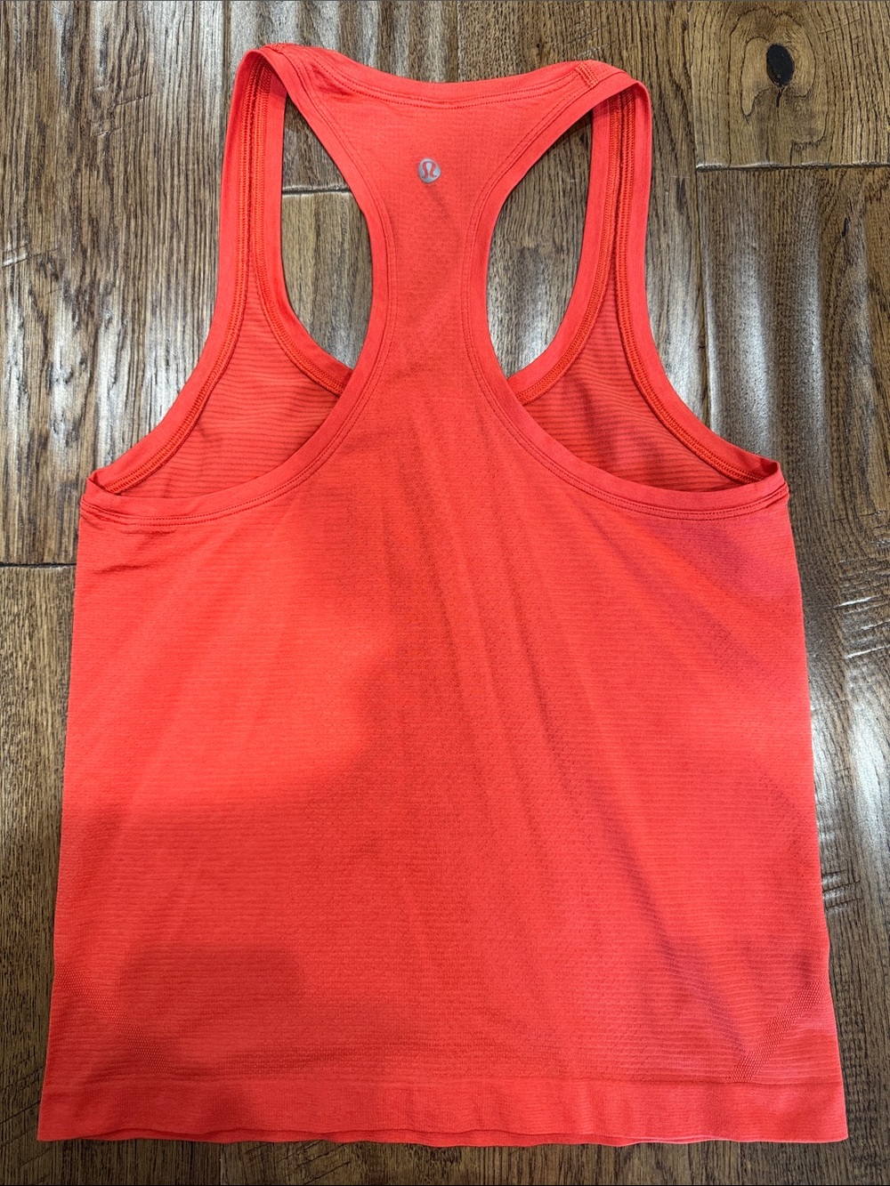Lululemon Swiftly Tech Race Length Tank Sz 6 - Picture 2 of 3